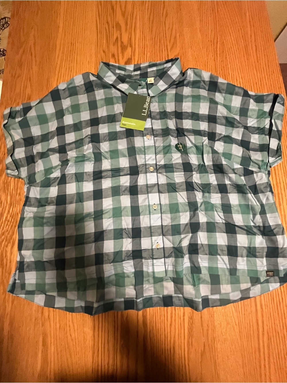 NWT This is an L.L.Bean Women's Mountainside Shirt 2X